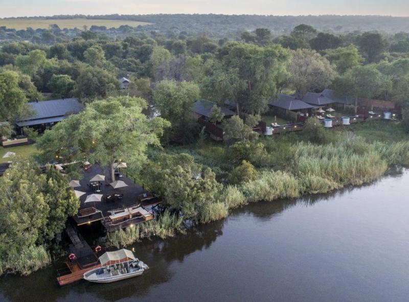 ムクワ リバー ロッジ