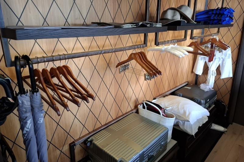 クローゼットも広く、スーツケースを2つ収めても余裕です