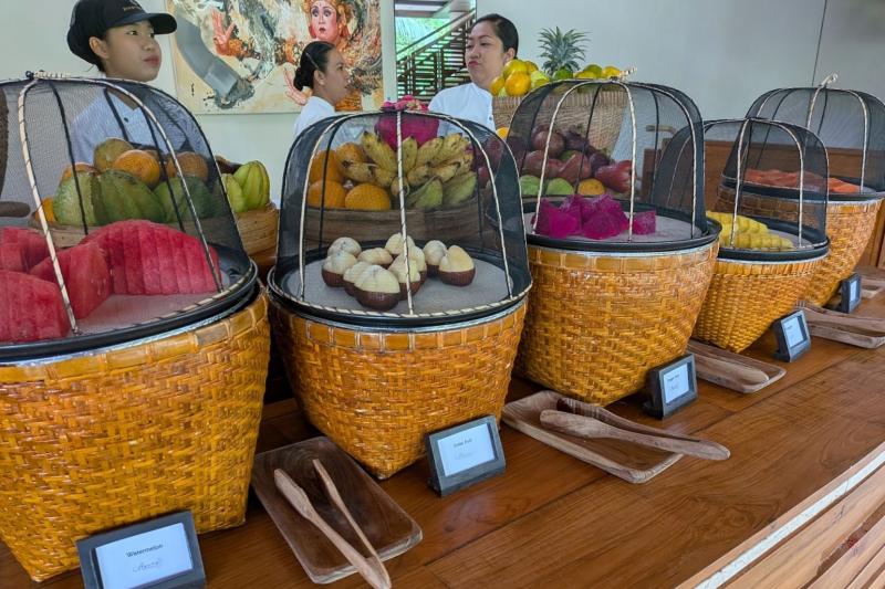 虫よけのかごも付いているので安心です