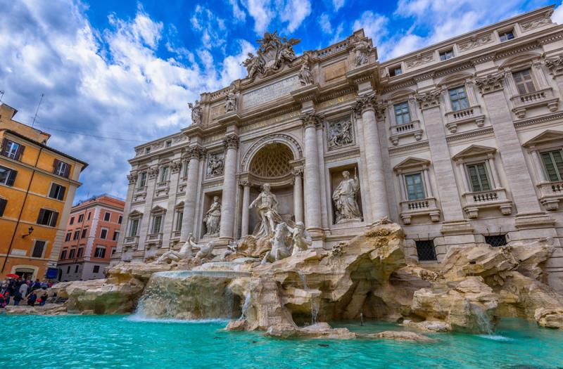 イタリアの人気都市ローマも周遊！