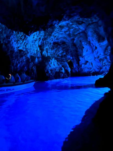 青の洞窟（ビシェボ島）