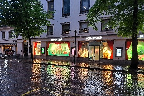 ヘルシンキのムーミンショップです。滞在中はあいにくの雨でした