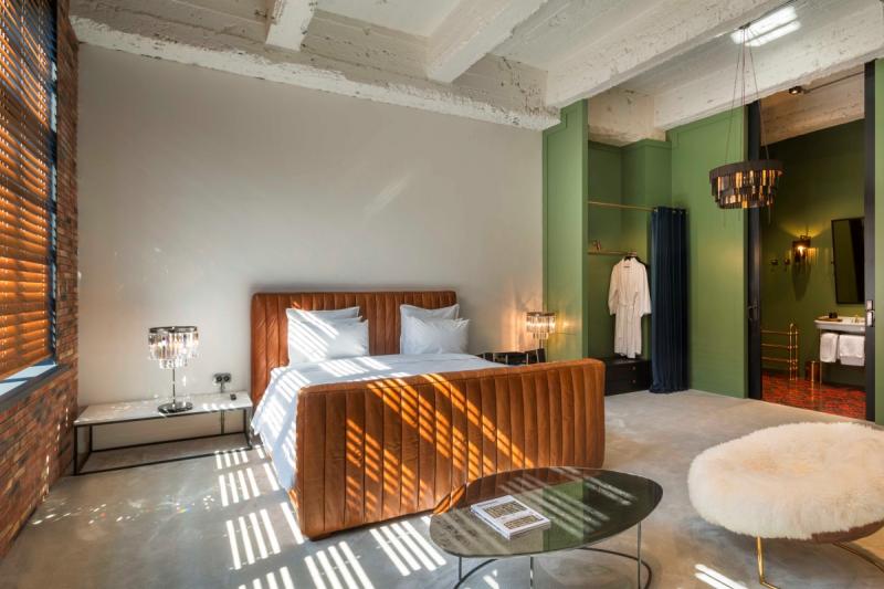 アビエータールーム