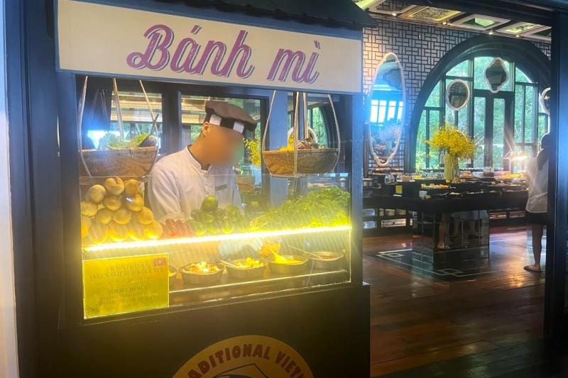 ベトナム料理で有名なバインミー（バゲットのサンドイッチ）コーナーも！