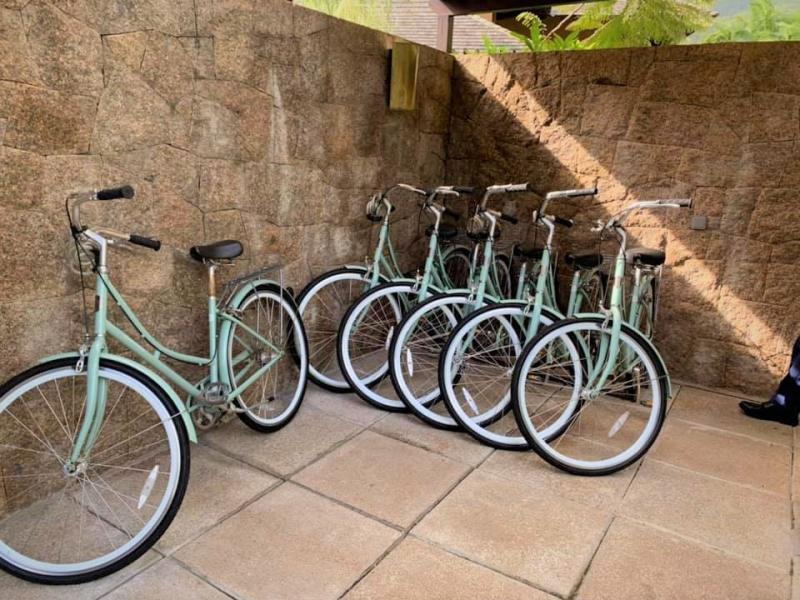 ホテル内は自転車を借りて回ることもできます
