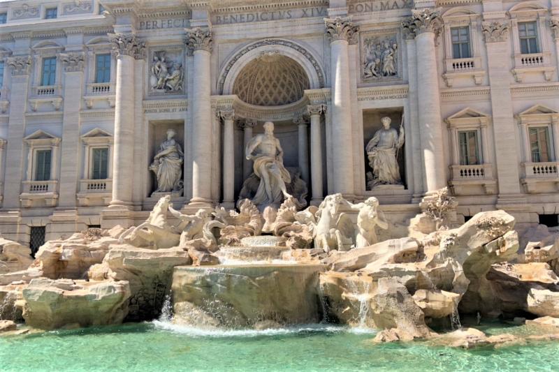 ローマ観光。トレビの泉♪