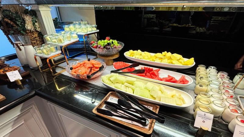 新鮮なフルーツも充実！