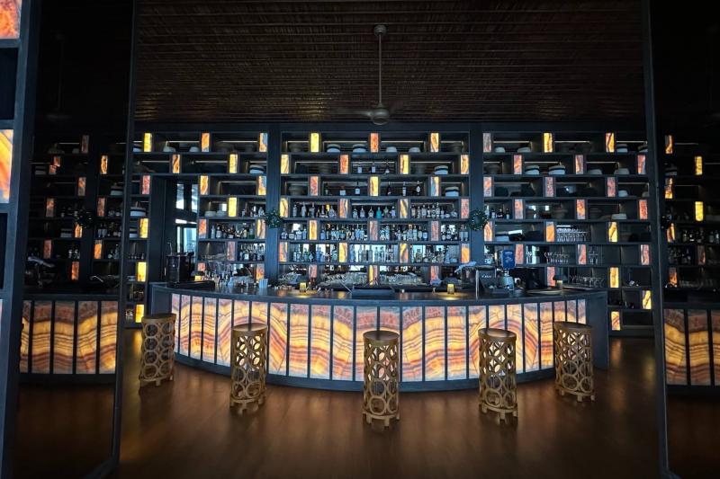 おしゃれなバー