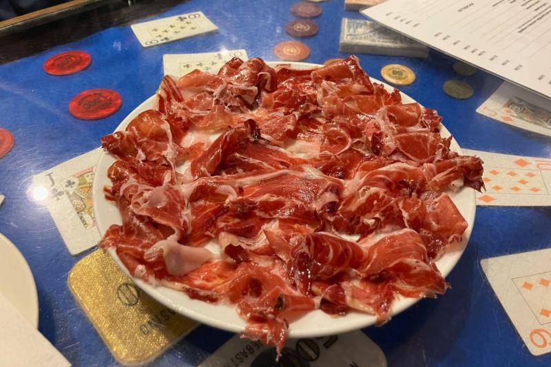 サンセバスチャンで生ハムと言えばの「La cepa」
