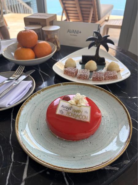 ハネムーンケーキ