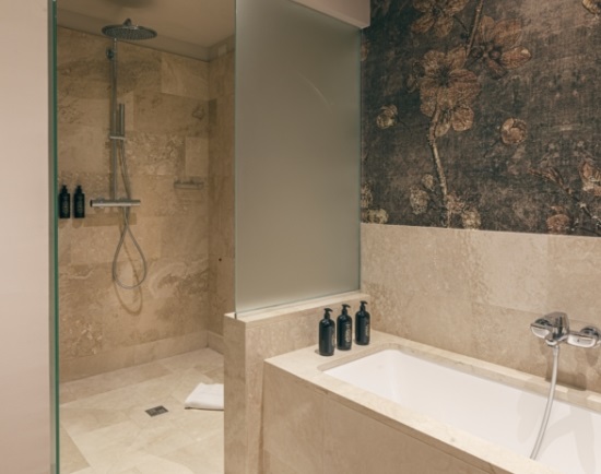 ジュニアスイート