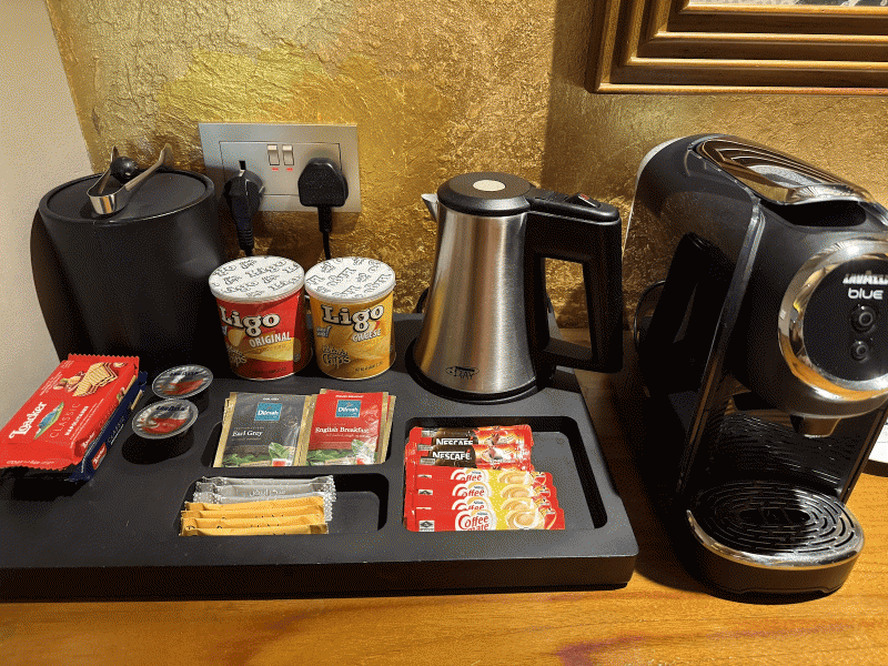 コーヒーと紅茶（食事プランに関わらず無料）