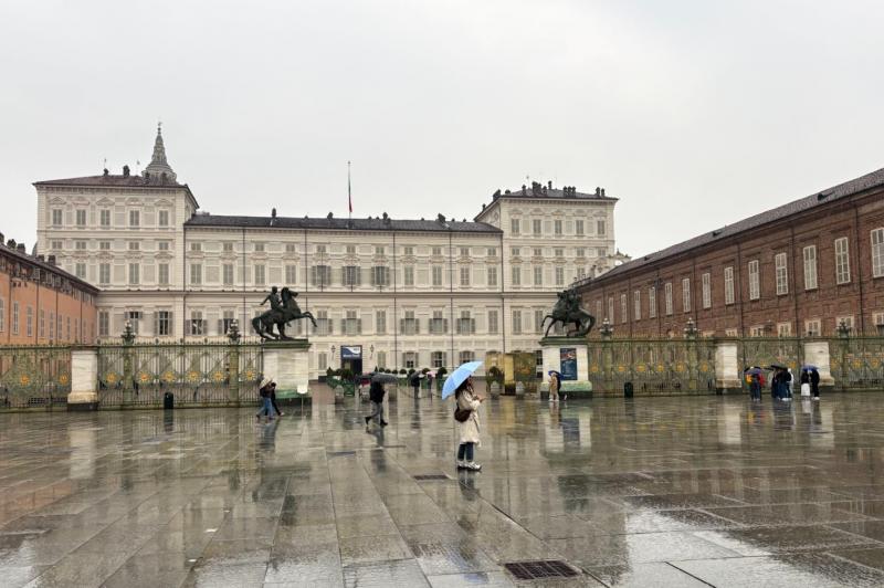 トリノの街歩き（サン カルロ広場）