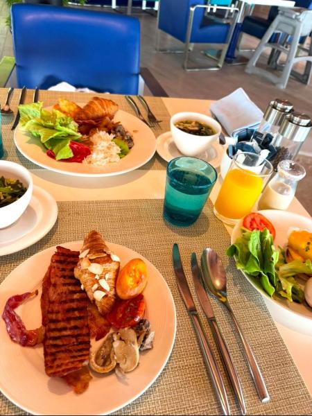ジャハズレストランでの朝ごはん