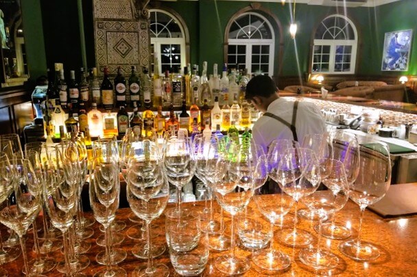 ヴァイスロイ バリにある素敵なバー