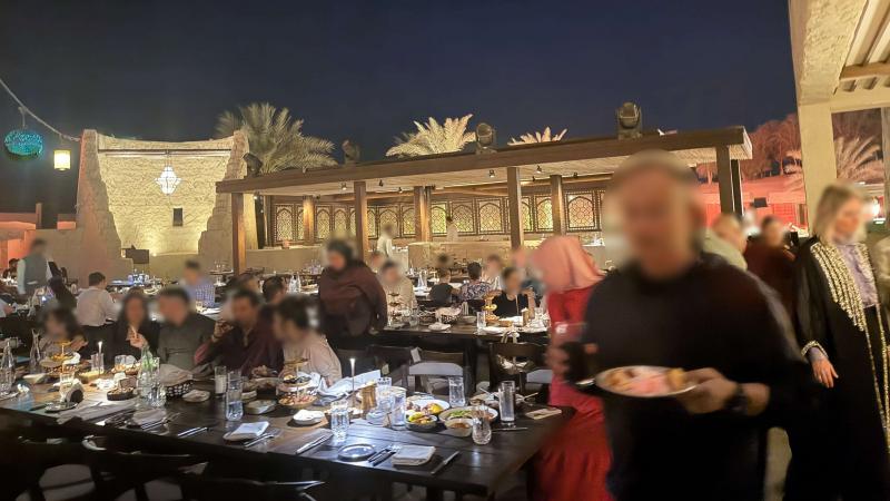 バブ アル シャムス デザート リゾート＆スパのレストラン「アルハディーラ」