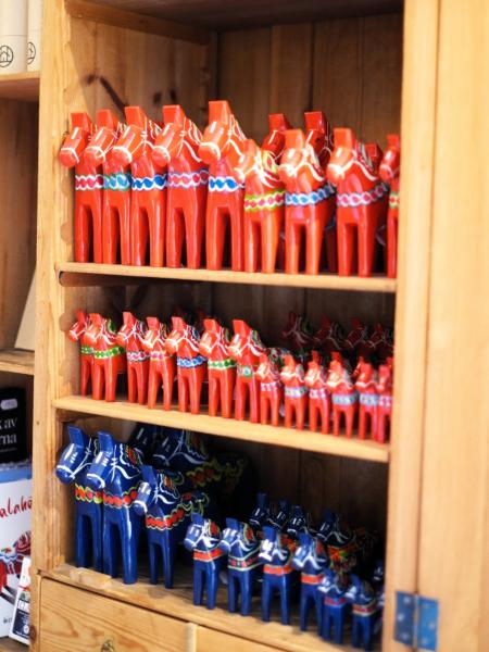 お土産にピッタリの伝統工芸品、ダーラナヘスト