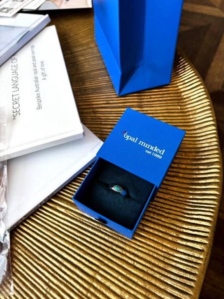 オパールにはいろんな色があると初めて知りました