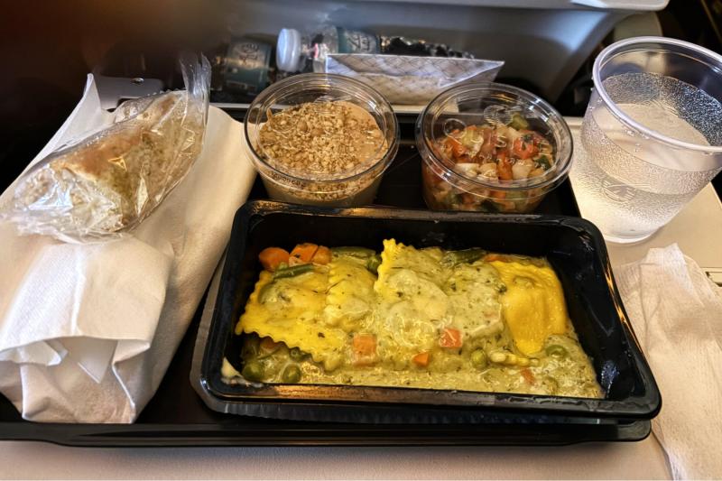 カタール航空の機内食