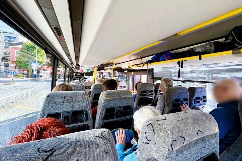 車内の様子（早いもの順の自由席）