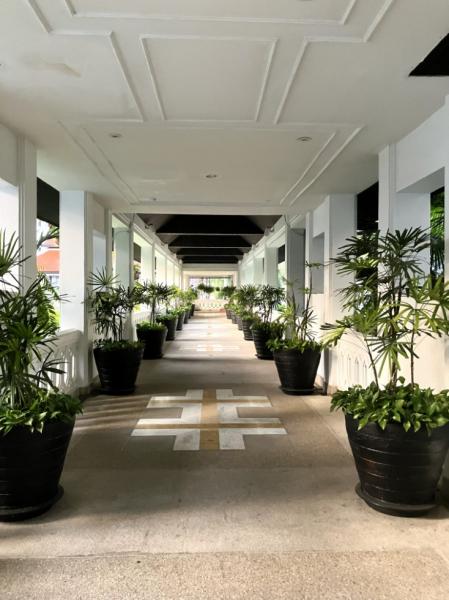 宿泊したアナンタラ リバーサイド バンコク リゾートの美しく長い廊下