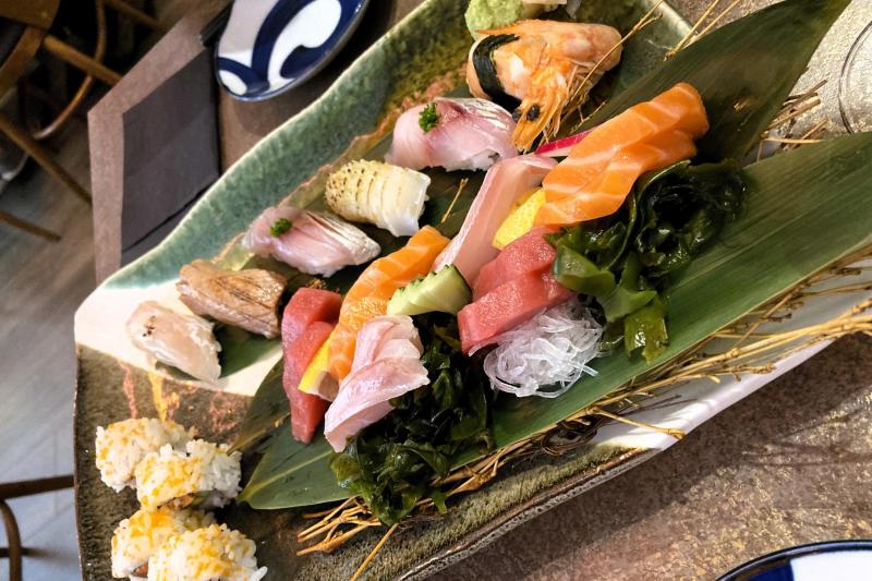 お寿司も食べました