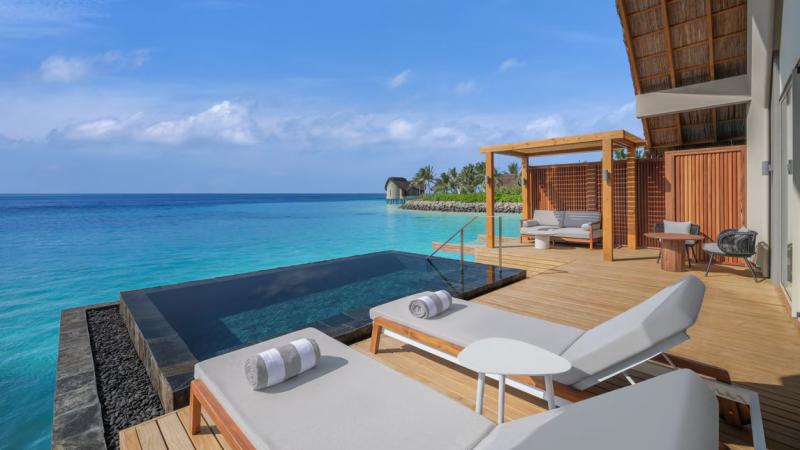 オーバーウォータープールヴィラ