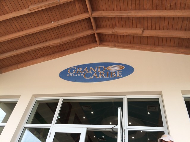 今回は島内で1番ハイクラスなグランドカリベというリゾートホテルへやってきました