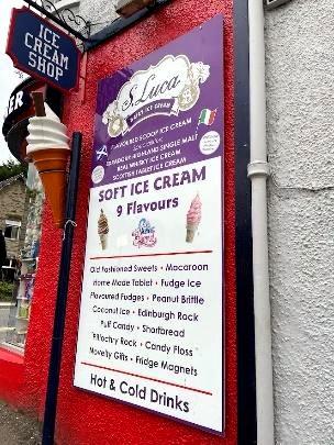 ピトロクリーのアイスクリームショップ