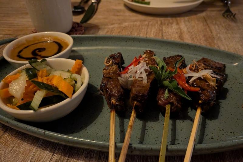 バリといえば！牛肉のサテ！