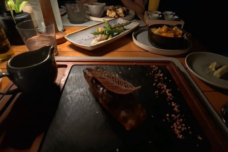 チャコールでのディナー