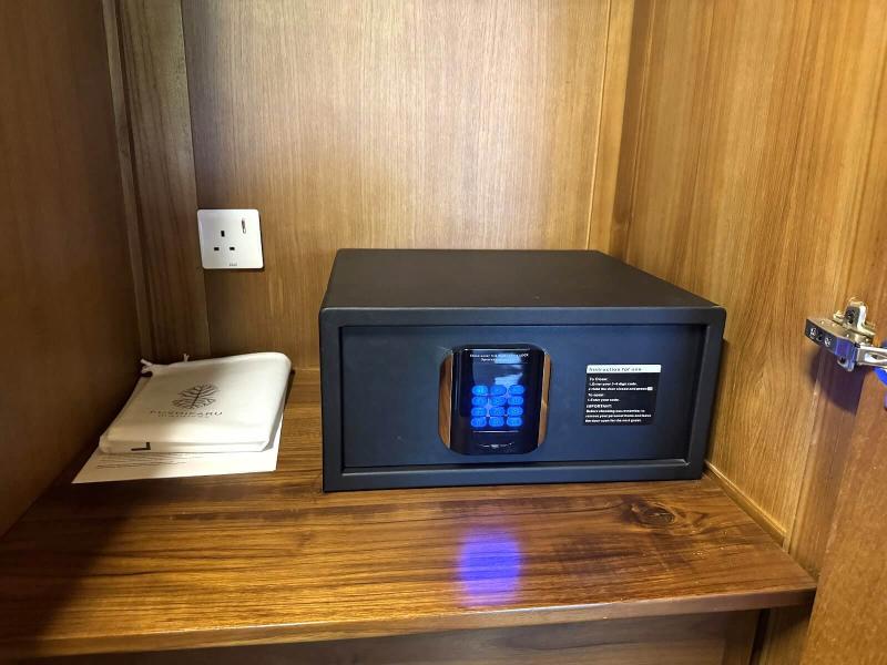 貴重品は必ずセーフティーボックスへ