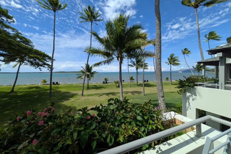 海風が心地よいオーシャンフロントの眺め
