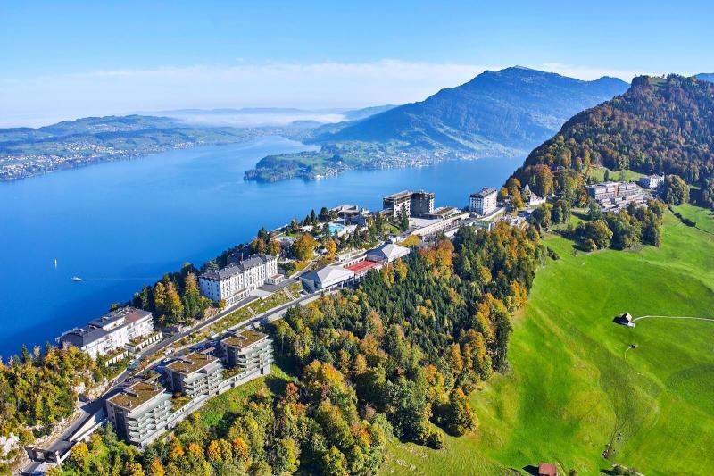 ビュルゲンシュトック リゾート レイク ルツェルンの全景（Photo by：Bürgenstock Resort Lake Luzern）