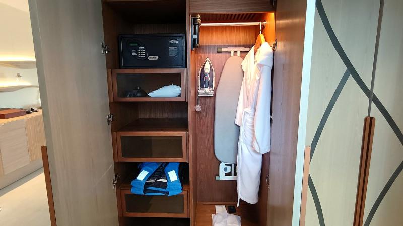 必要なものはすべてそろっているクローゼット