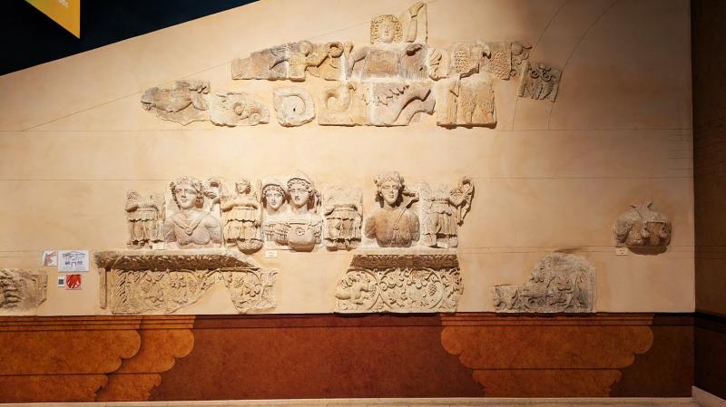 ダリ寺院のファサード