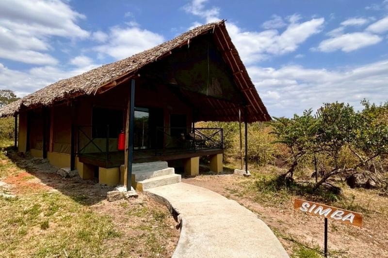 エンコロック マラ キャンプ