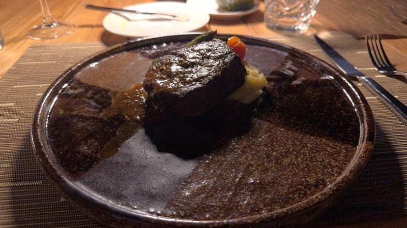 アンガス牛のステーキです