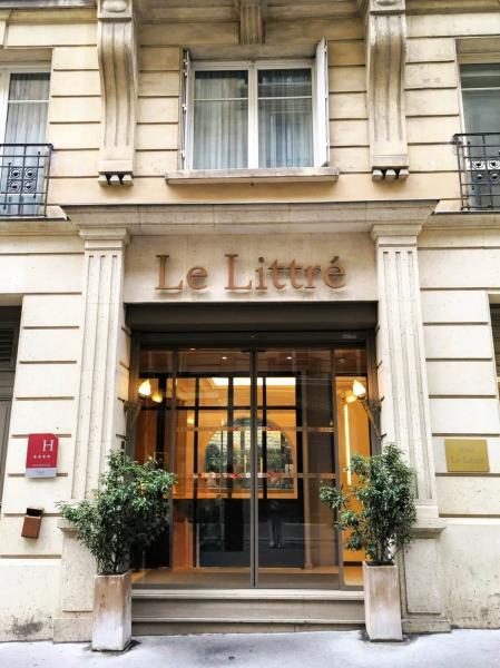 Hotel Le Littreの外観