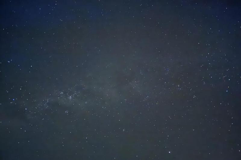 夜空に輝く無数の星