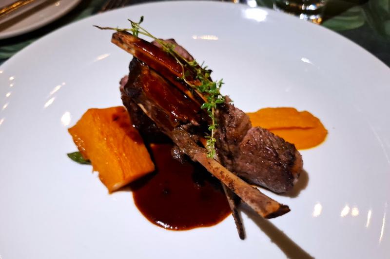 骨付きラム肉