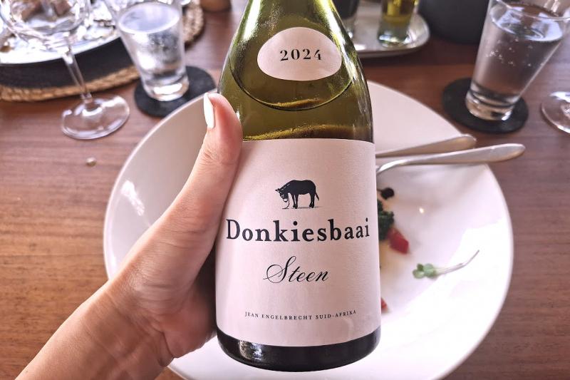 南アフリカワインブランド、ドンキーズバイ（Donkiesbaai）をいただきました。とても飲みやすく、ついつい飲みすぎてしまうほどです。