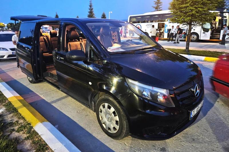 お願いしていた送迎車、ラッキーなことにほかに利用がなくプライベートでした