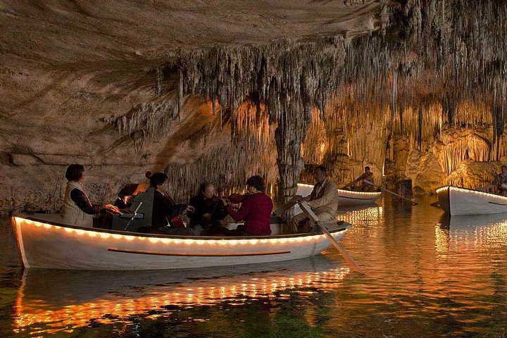 マヨルカ島のドラック洞窟でのコンサート（Photo by：Cuevas del Drach）
