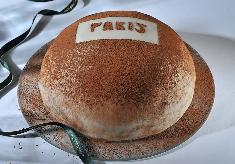 自家製ケーキ「Paris」