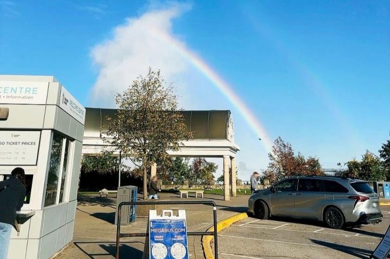 帰りのバスに乗りそびれるというハプニングがありましたが、虹が出てくれて耐えることができました（笑）
