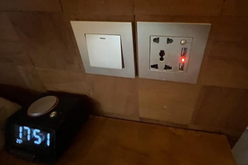 コンセントとUSBポート