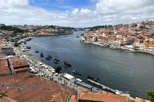 世界遺産にも登録されたポルトガル第2の都市ポルトにも訪れました