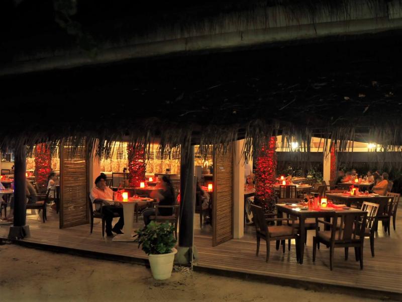 メインレストラン「Bokkura」夕食時の雰囲気