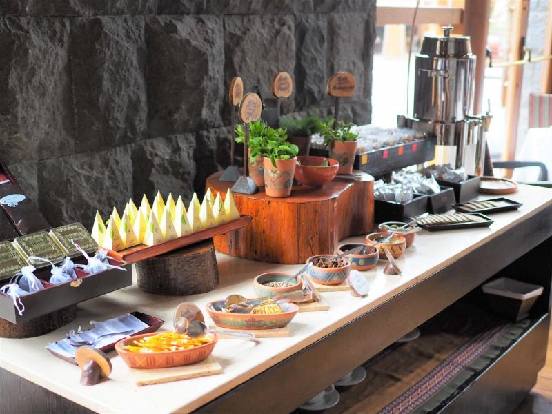 コカ茶・ムニャ茶などペルー伝統のハーブティーのコーナー